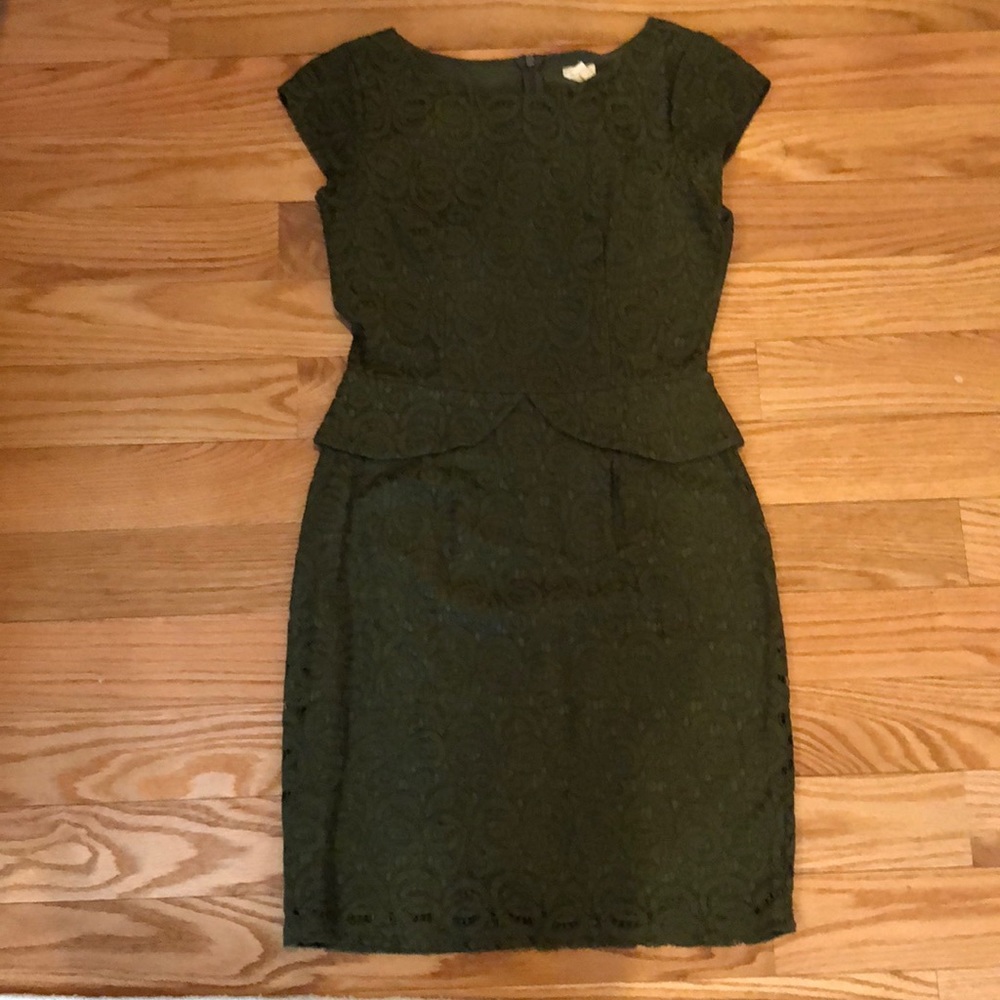 Green lace dress